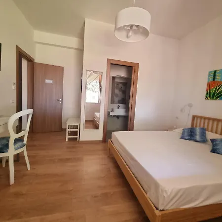 Bed & Breakfast Kleade *