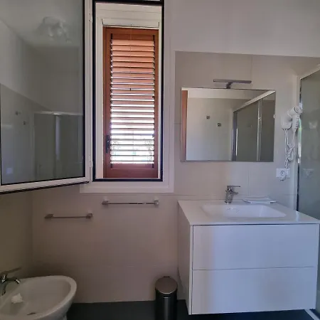 Kleade Bed & Breakfast 3*