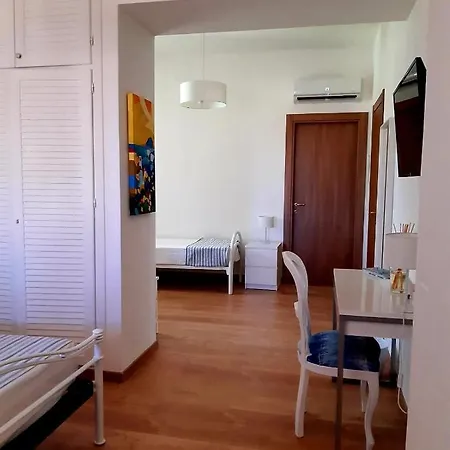 Kleade לינה וארוחת בוקר